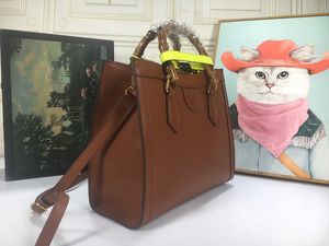 Sacos de designer Double lidar com sacola com tiras ajustáveis ​​Bolsa de luxo Hasp Up Alta capacidade Mulheres Armazenamento Brown Vintage Bag