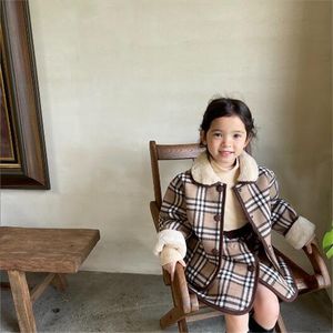 Moda Kış Kız Tavşan Kürk Ekose Setleri Çocuklar Coat + Etekler 2 Peice Takım Rahat Childen's Giyim Yüksek Kalite Bebek Kız Etek Takım Elbise