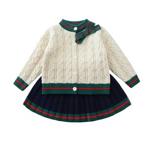 Giyim Setleri Bahar Sonbahar 2023 Kızlar Moda Örme 2 PCS Sıradan Kazak Ceket Etek Butik Kıyafetler Bebek Kız Kış Giysileri