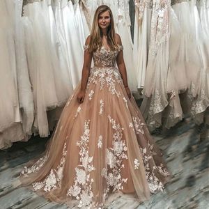 Champagne Puffy Princess Wedding Dresses 2022 Off Shoulder Lace-up Lace Floral Western Country Garden Boho Bridal Dress Robes