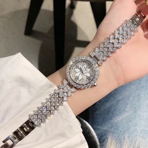 Tasarımcı Tam Kristaller Kadınlar Takı Saatler Lüks Rhinestones Bilezik İzle Lotus Çiçek Bilek İzle Kuvars Roma Montre