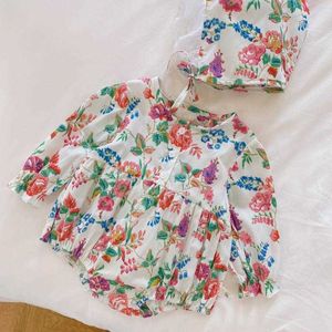Född Baby Floral Romper Girls Korea Långärmad Rompres med hatt Höst Infant Bomull Sovloklokläder 210615