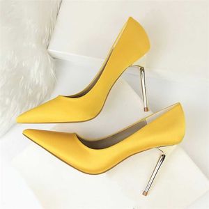 Metal Heel Shoe Silk Thin High Pumps Satin Sexy Elegant s Yellow Pointed Fashion Ladies