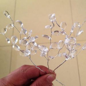 50 adet / grup Kristaller Çelenk Demet Zarif Bombonieres Gelin Boncuk Aksesuarları Düğün Favor Gözyaşı Mücevher Kristal Pick Çiçek Sprey El Sanatları Kaynağı 15 cm 7 Renk
