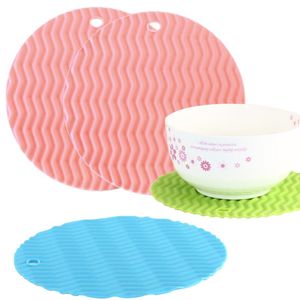 Mats & Pads Nordic Wave Round Placemat Stain Resistant Dining Table Anti-Slip Coffee Silicone Wavy Pad Kitchen Gadget