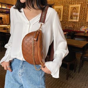 74% de desconto líquido de alta qualidade peito vermelho em relevo feminino nova moda coreana versátil temperamento estrangeiro bolsa de cintura corrente crossbody