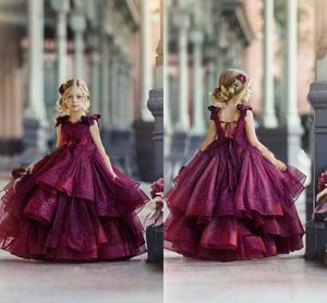 2021 Fashional Vino Rosso Paillettes Tulle Abiti da spettacolo Bambine Principessa Cap Sleeve Fiori 3D Abito da ballo in pizzo Mini Quinceanera Adolescenti