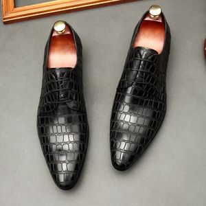 Italiano Genuíno de Couro Homens Pretos Casamento Oxford Sapatos Padrão de Manta Padrão Lace-Up Winted Tee Office Terno Terno Vestido Sapato Homens G34