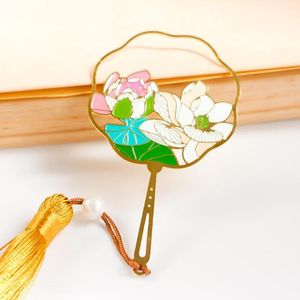 Bookmark 1 Pcs Cute Chinese Style Hollow Fan Shape Lotus Flower Ginkgo Leaf Tassel Bookmarks Gift Stationery Book Marker Clips