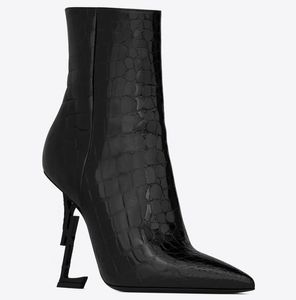 New OPYUM Booties In Alligator Embossed Patent Leather With Black Heel Snake Heels Boots Pointed Toe Letters High Heels Pumps Ladies Boots Designer Shoes Size