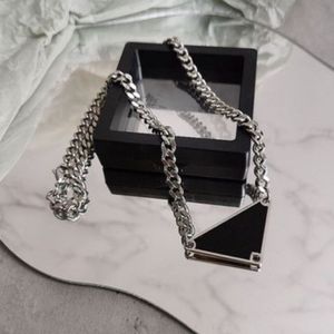 Mulheres homens projeta pingentes de aço inoxidável colar ouro sliver preto letras branco pingente colares de jóias