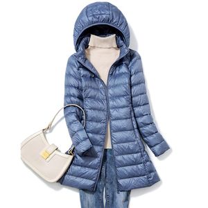 Kvinnors Jackor Vinter Långa Kvinnor Ytterkläder Duck Down Jacket Ultralight Thin Casual Coat Puffer Slim Hooded Parka Kvinna Bärbar