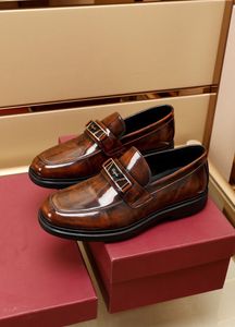 Alta Qualidade Mens Dress Shoes Formal Business Flats Homens Casamento Brogues Escritório Genuine Leather Marca Designer Casual Slip em Oxfords Tamanho 38-44