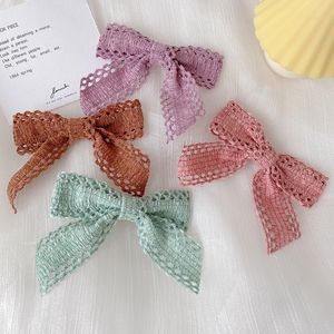 Hårtillbehör 7st / set Kvinna Flickor Klipp ihåliga hårnålar Baby Bow Hairclip för barn Krokar Söt solid färgpinnsbarbett