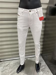 2021SS مصمم فاخر رجل جينز العلامة التجارية الشهيرة سليم الساق غسلها تصميم عارضة منقوشة ضئيلة الصيف خفيفة الوزن تمتد الدنيم نحيل السراويل مستقيم W29-W40