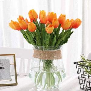 31 sztuk Sztuczne Tulipany Prawdziwy Dotyk Fałszywe Tulipany Układ Kwiatowy Bukiet Dla Domu Ogród Office Dekoracja Ślubna Fałszywe kwiaty 210624