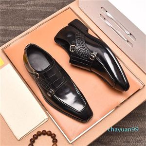 Top Luxurious British Style Men Business Dress Shoes Pu Läder Black Pointy Formal Bröllop Zapatos de Hombre Loafers för Man 2021