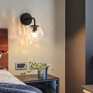 寝室のベッドサイド研究通りのためのモダンな産業壁ランプ調節可能なワイヤーE14ガラスボールランプ