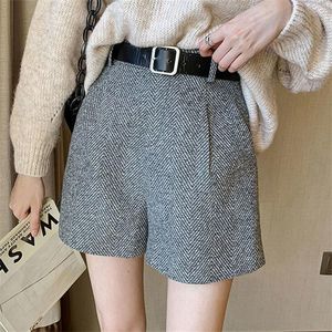 Women's Shorts Autumn Winter Korean Fashion High Waist Wide Leg Woolen Women Black Warm A-line Femme With Bet Pocket Short Pant