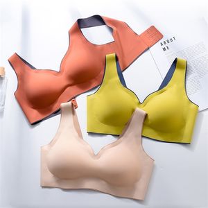 Kvinnor BH Comfort Bra Seamless Latex Underkläder Sexig Push Up Wirefree Underkläder Sport Bralette Top Shock Fast Plus Storlek Brassiere 211110