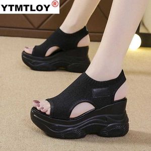 Czarny Biały Stretch Tkaniny Platformy Wysokość Buty 9 cm Hollow Out Peep Toe Kliny Gladiator Sandały Retro Dorywcze Kobiety Wysokie Obcasy Y0721