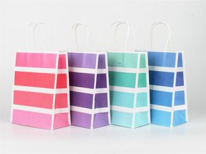 Hurtowa szafa na szafę na szafę na garderobę Kraft Papierowe torby prezentowe Zakupy detaliczne z uchwytami torby na imprezę wakacyjną na ślub urodziny KD1