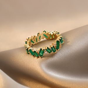 Vintage k Gold Color Copper CZ Pierścień Better Cyrkon Zielony Geometryczne Pierścienie Kwadratowe Moda Kobiety Biżuteria Party Prezenty