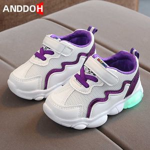 Boyutu 21-30 Çocuk Aydınlık Nefes Örgü Sneakers Çocuklar LED Işıkları Ile Parlayan Ayakkabı Bebek Erkek Kız Işıklı Toddler Ayakkabı G1025