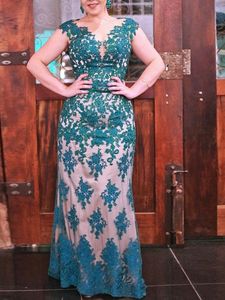 花嫁のドレスの濃い緑色のレースの母キャップスリーブvネックアップリケ床の長さマーメイドウェディングパーティーイブニングプロムガウンwome3226