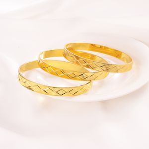 3 st Partihandel Bangle Dual Textured Striped 24K Fine Solid Gold GF Wide Statement Bracelet Ladies Storlek