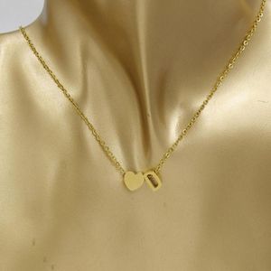 Wholesale gold necklace letter l resale online - Pendant Necklaces Gold Heart Letter A B C D E F G H I J K L M N O P Q R S T U V W X Y Z Charm Necklace For Women BFF Birthday Gift269T