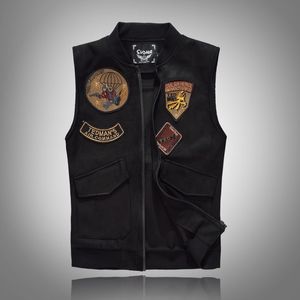 Vår Höst HOT NYHET 2020 Svart solid färg Denim Vest Mäns Punk Rock Style Waistcoat Motorcykel Ärmlös Jacka Storlek M-5XL