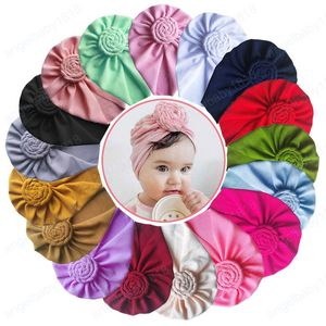 快適な柔らかい赤ちゃんの女の子のターバンの帽子ソリッドカラーの折りたたみ式帽子の服の装飾子供のアクセサリー誕生日プレゼント