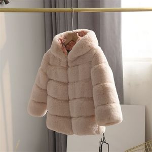 2-10 Anos Criança Garotas Faux Fur Casaco Roupas Outono Inverno Inverno Crianças Algodão de Algodão Imitação Coelho Casaco TZ292 211204