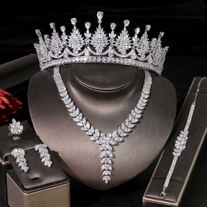 ASNORA Dubai Jewelry Braut Hochzeit 4er-Pack Halsketten, Armbänder, Ohrringe und Ringe mit kubischen Zirkonia, Accessoires mit voller Krone T0854 H1022