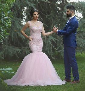 Sexy arabische erröten rosa Meerjungfrau Brautkleider Tutu Rock schiere Rückseite Spitze Applikationen lange Brautkleider charmante Sommer-Verlobungskleid