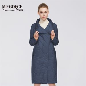 Miegofce Spring Women Coat Medium Längd Beständig krage har dubbla kallt skydd Varm jacka 210819