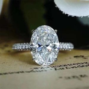 Tamanho dos EUA 4-10 Jóias de Luxo Grande Anel de Diamante Real 925 Esterlina Prata Oval Corte Branco Topázio Gemstones Eternidade Mulheres Casamento Banda Anel Presente