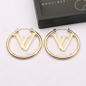 Luxury Brand Orecchini da donna Designer Lettera Ear Stud Oro argento placcato Orecchino geometrico per la festa nuziale Accessori Jewerlry ER0003-0004