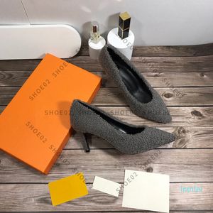 Klasikler Kadın Elbise Ayakkabı Moda Yüksek Kaliteli Kadın Düşük Topuk Ayakkabı Kürk Vampur Bayan Hakiki Deri Boyutu 35-40 by Shoe02 01