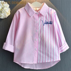 LOVE DDMM Camicie per ragazze Primavera Nuovi abiti per bambini Camicia ricamata a righe a maniche lunghe per ragazze 210306