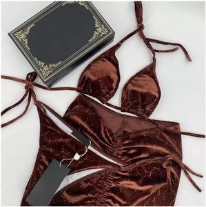 Klassisches 3-teiliges Samt-Bikini-Set, Bademode, modischer Badeanzug mit Buchstabendruck, Urlaub, Sonnencreme, sexy Strandmode für Mädchen