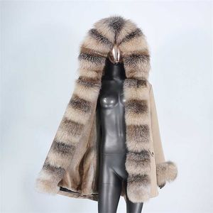 CXFS Водонепроницаемая зимняя куртка Женщины Real Fur Part натуральный Реальный енот Мех с капюшоном Длинные Parkas Верхняя одежда Съемный 211129