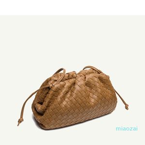 Tkane chmury torba damska skórzana torba na ramię minimalistyczna nowa moda mini torby sprzęgła miękkie pierogi marki projektu