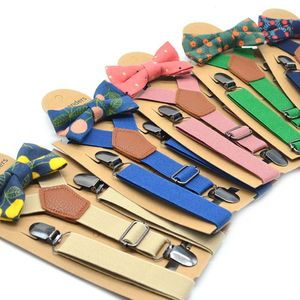 Mode tillbehör Kids Elastiska Suspenders Bow Tie Set Matching Tuxedo Suit Unisex Boy Girl Bowtie Weddin Braces Elastic Suspenders och Bow Tie Set