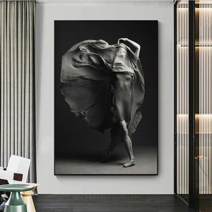 ノルディックガール黒と白の背景ポスターとプリントの壁のアートキャンバス絵画モダンな絵のためのモダンな写真