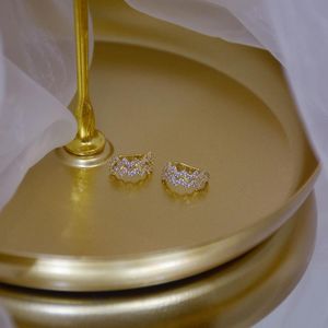 Stud Lexie Diário Moda de Luxo 14K Real Gold Bating Briwing Wave for Women Acessório Jóias Presente de Casamento
