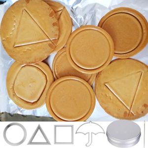 Halloween Candy Cake Moulds Sugar Biscuit Tools 1 Set Umbrella circle triangle christmas tree five-pointed star pattern XD24894