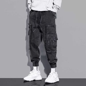 Fashion Streetwear Men Jeans Black Loose Fit Multi Pockets Casual Denim Cargo Pants Hip Hop Joggers Wide Leg Cotton Trousers