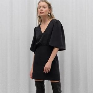 women work dress Simplee Luxury black short Bubble sleeve summer Sexy V-neck solid High Street dresses Elegant A-line ladies mini Vestido temperament short one-piece